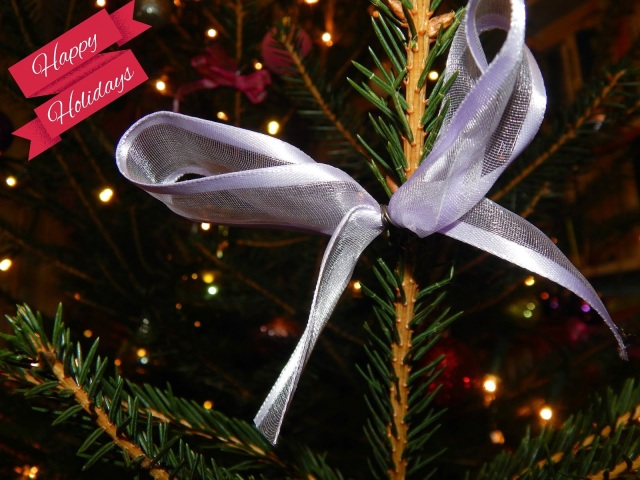 Christmas tree decorative bow