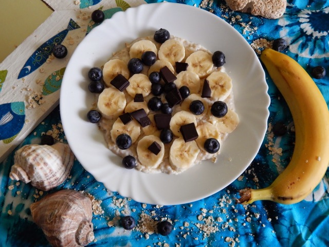 Double Oatmeal w/ Banana & Blueberries